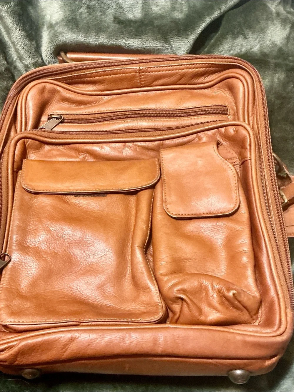 Vintage Orvis tan leather bag